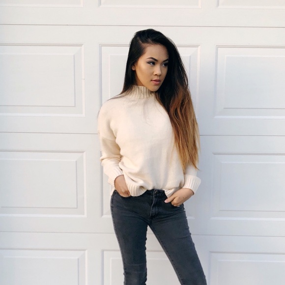 High Neck Sweater - Picture 2 of 2